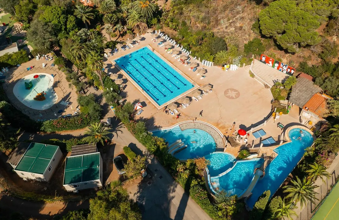 Camping Village Rosselba Le Palme-1