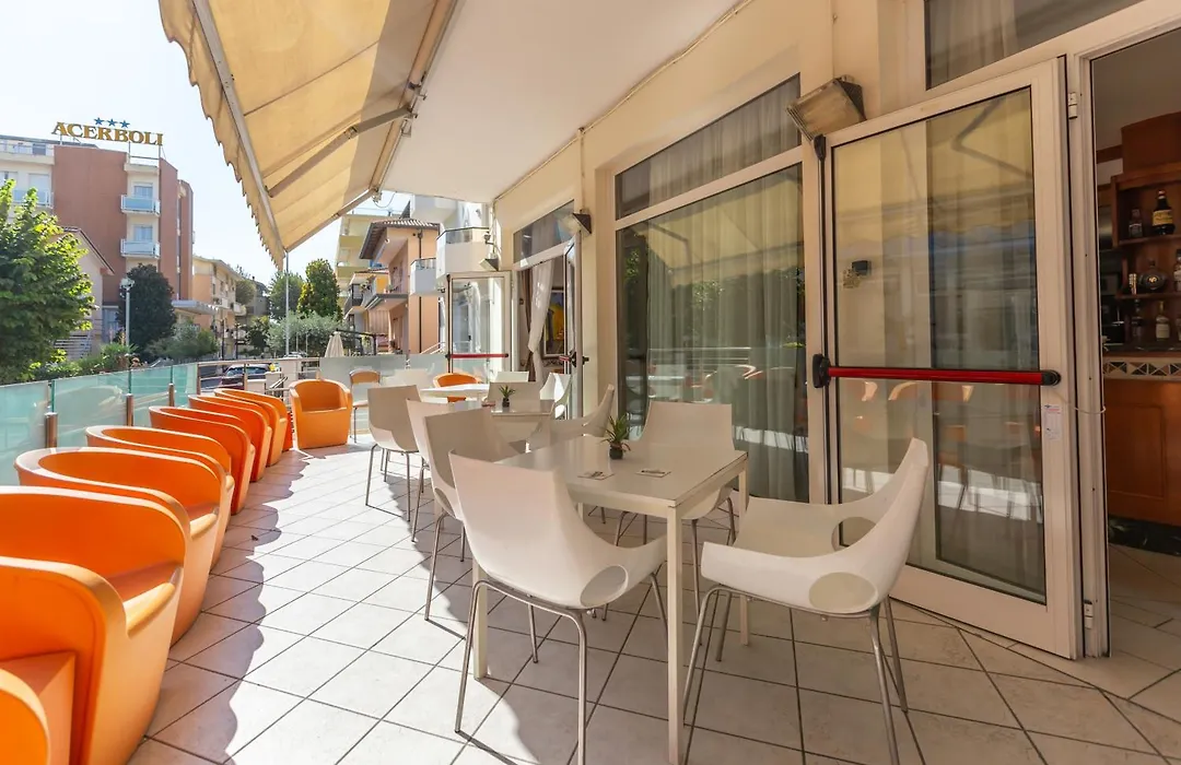 Hotel Globus-1