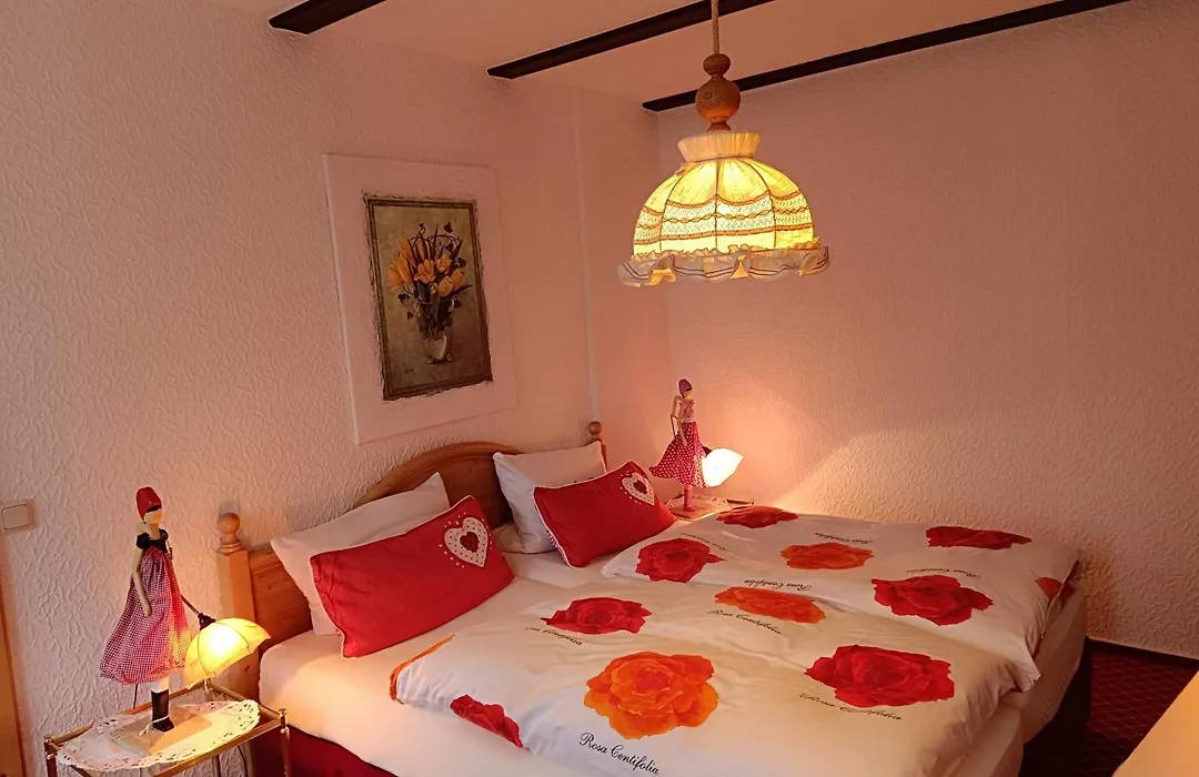 Wellness und Romantik Hotel Helmboldt-1