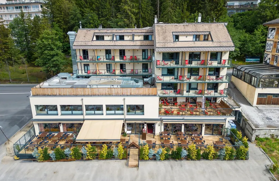 Alaia Lodge-1