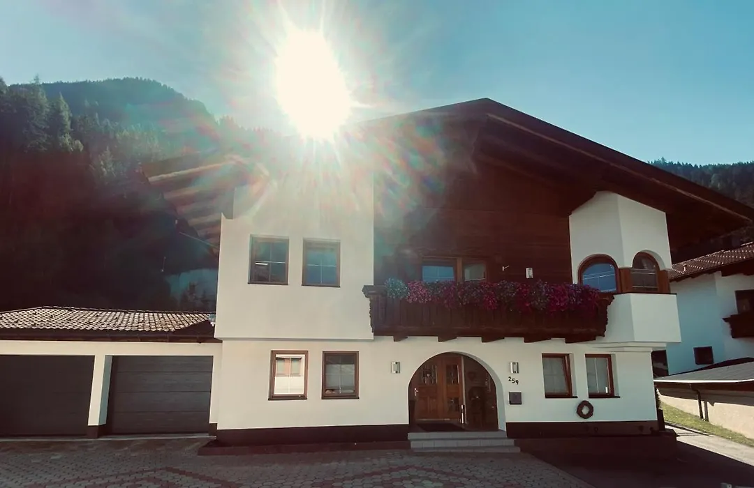 Haus Lydia-1