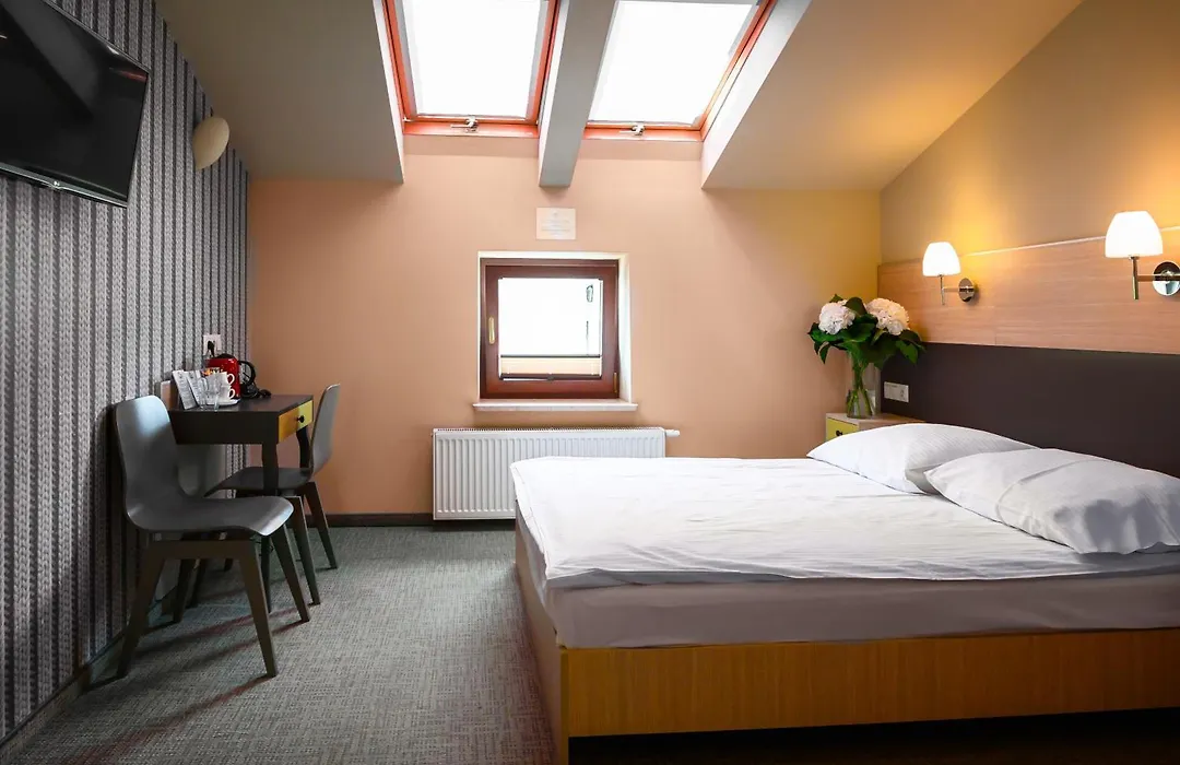 Hotel Kazimierz III-1