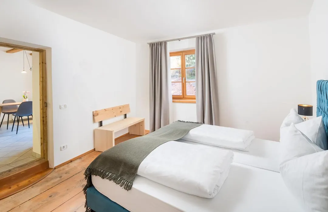 Hotel Greif-1