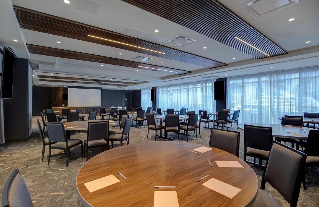 Homewood Suites By Hilton Montreal Downtown-1