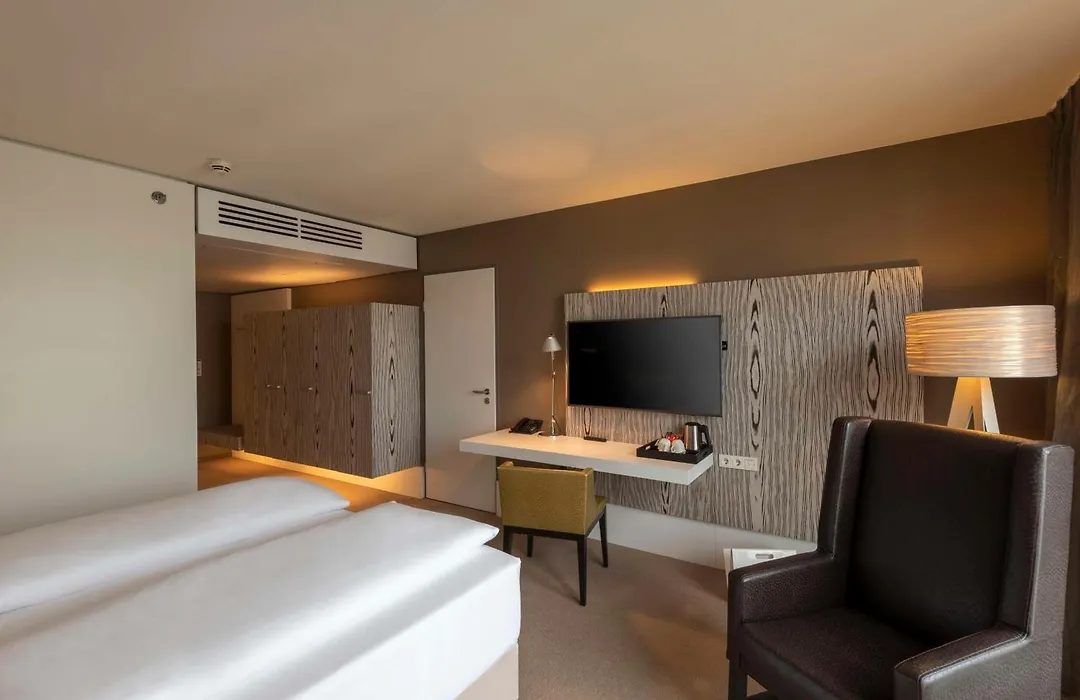 Doubletree By Hilton Vienna Schonbrunn-1