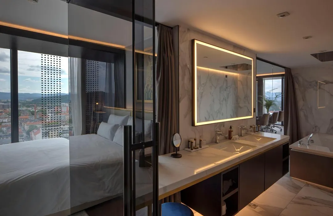 Grand Plaza Hotel & Congress Center-1