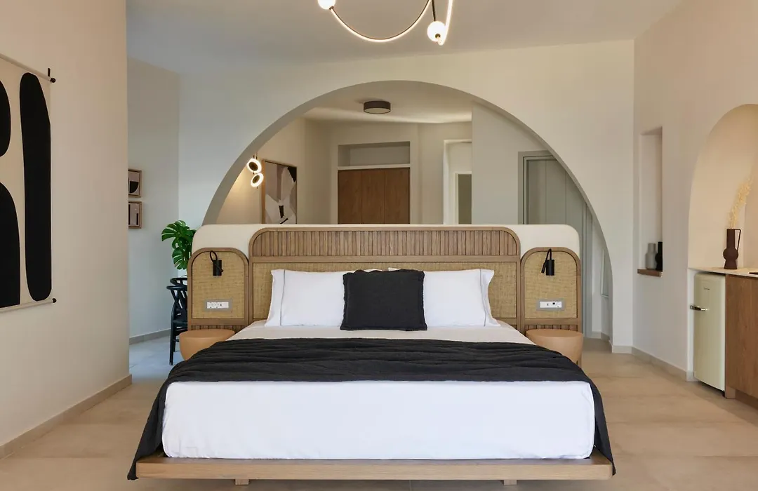 Apanemo Hotel & Suites-1