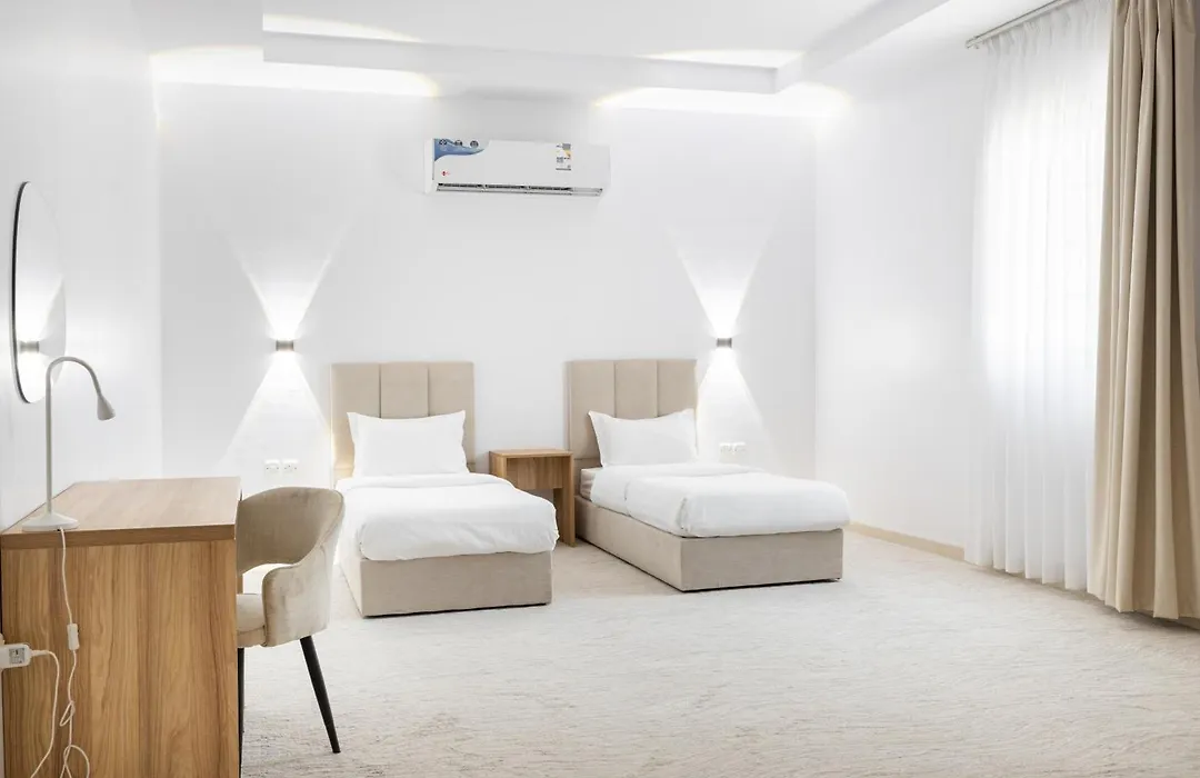 Luxury And Modern Hotel Apartments In Mudhainib-1
