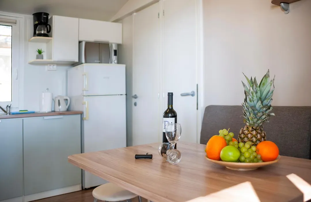 Holiday Centre Bi Village - Glamping And Mobile Homes Lavanda-1