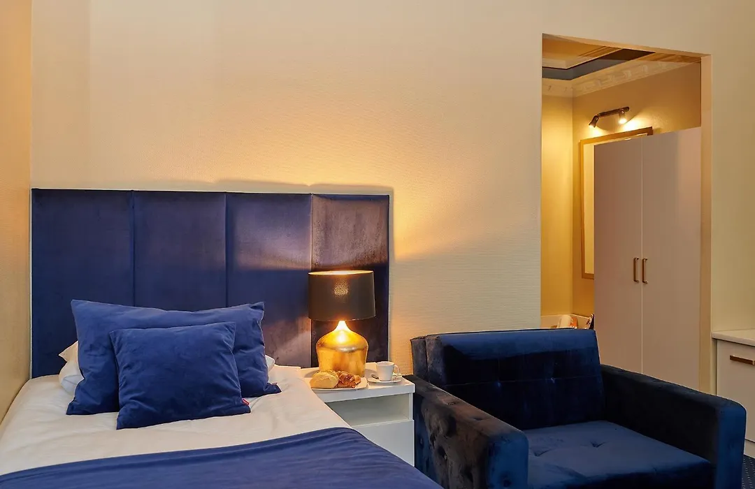 Hotel Royal-1