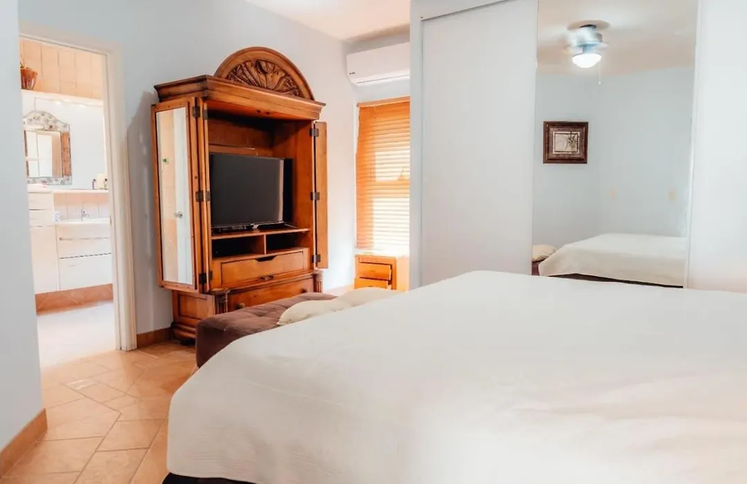 The Elegance Of Tierra Del Sol With Private Pool-1