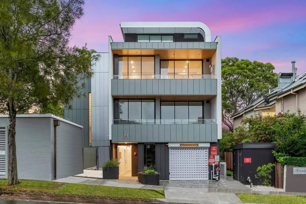 Luxury Penthouse 3 Bedrooms In Neutral Bay-1