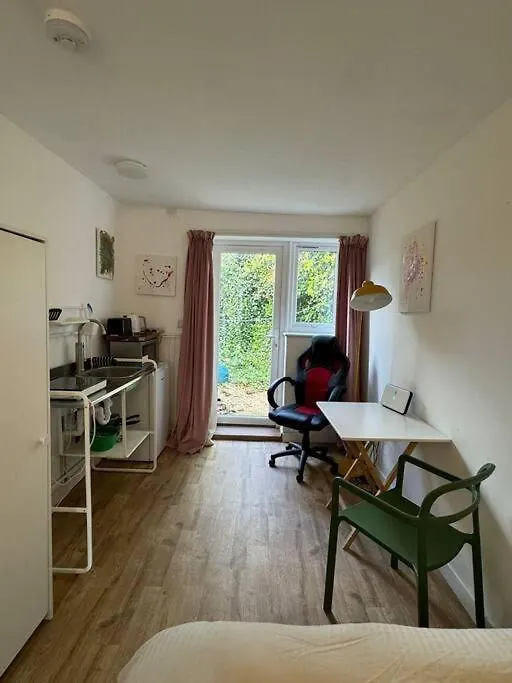 Studio Flat, Parking, Filton-1
