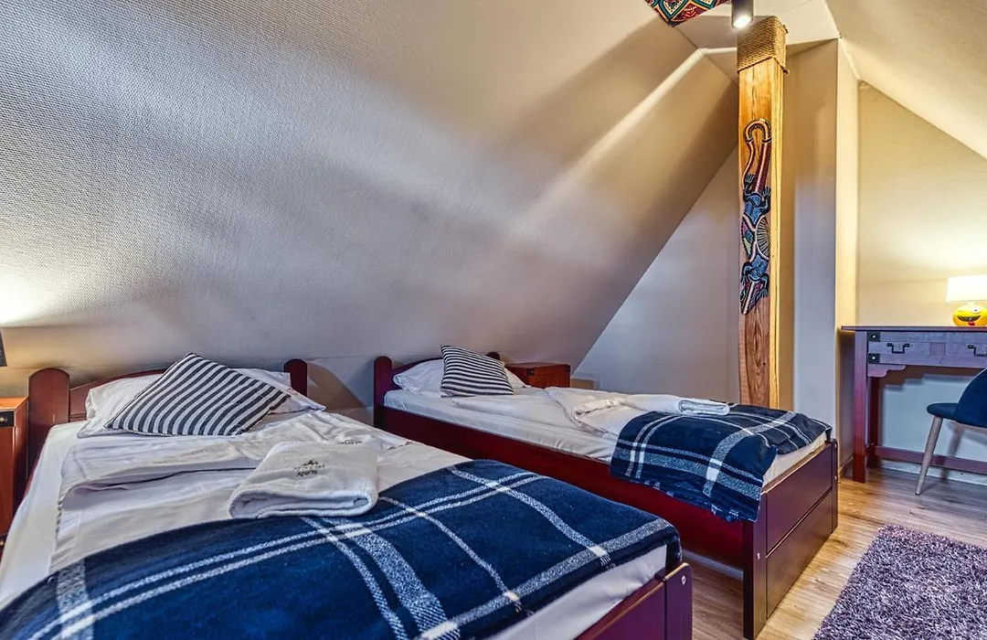 Royal Aparts Villa Vika Apartamenty Gorskie Z Ogrodem-1