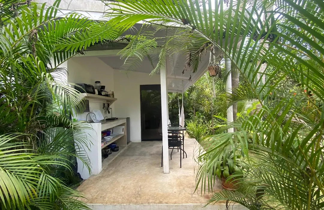 Jungle Apartment With Bathtub And Outdoor Shower-1