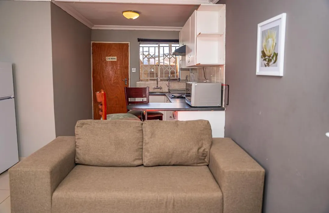 Ranks Guesthouse-1