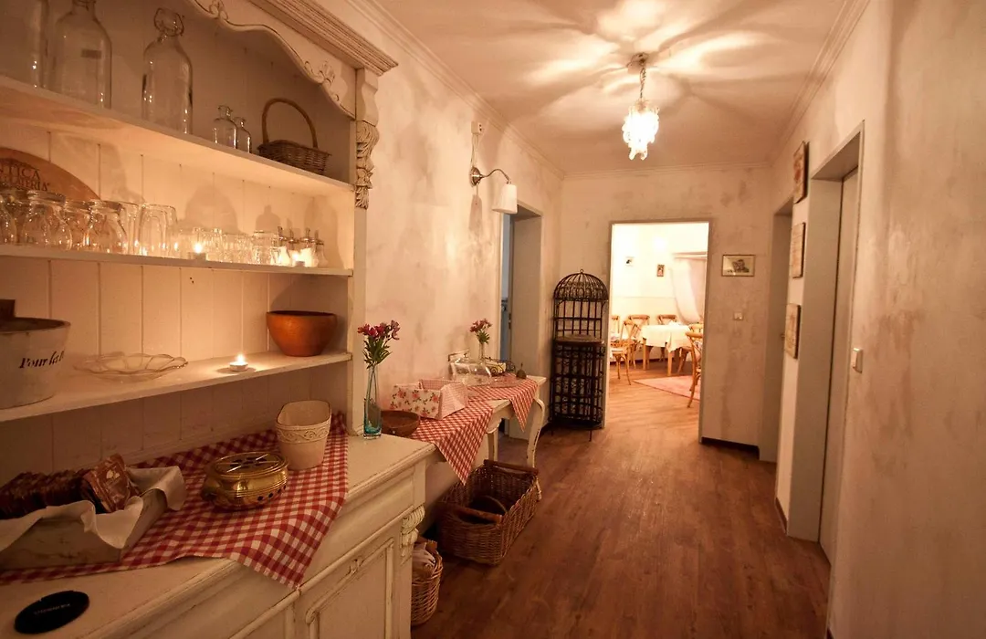 Hotel Barbarossa Garni-1