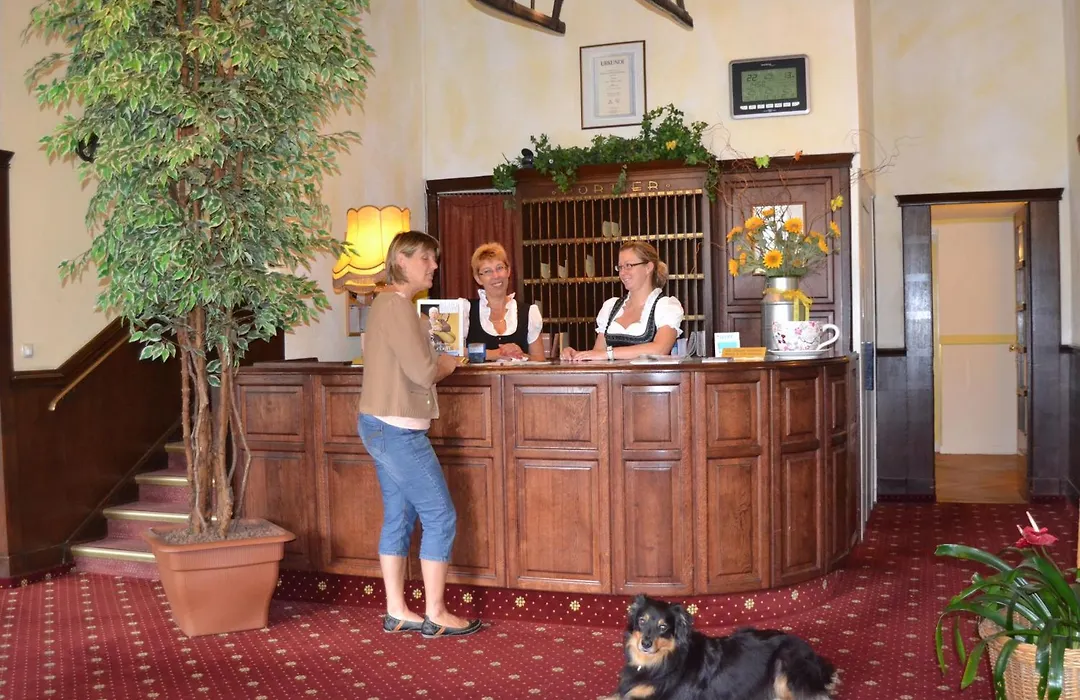 Hotel Vier Jahreszeiten-1