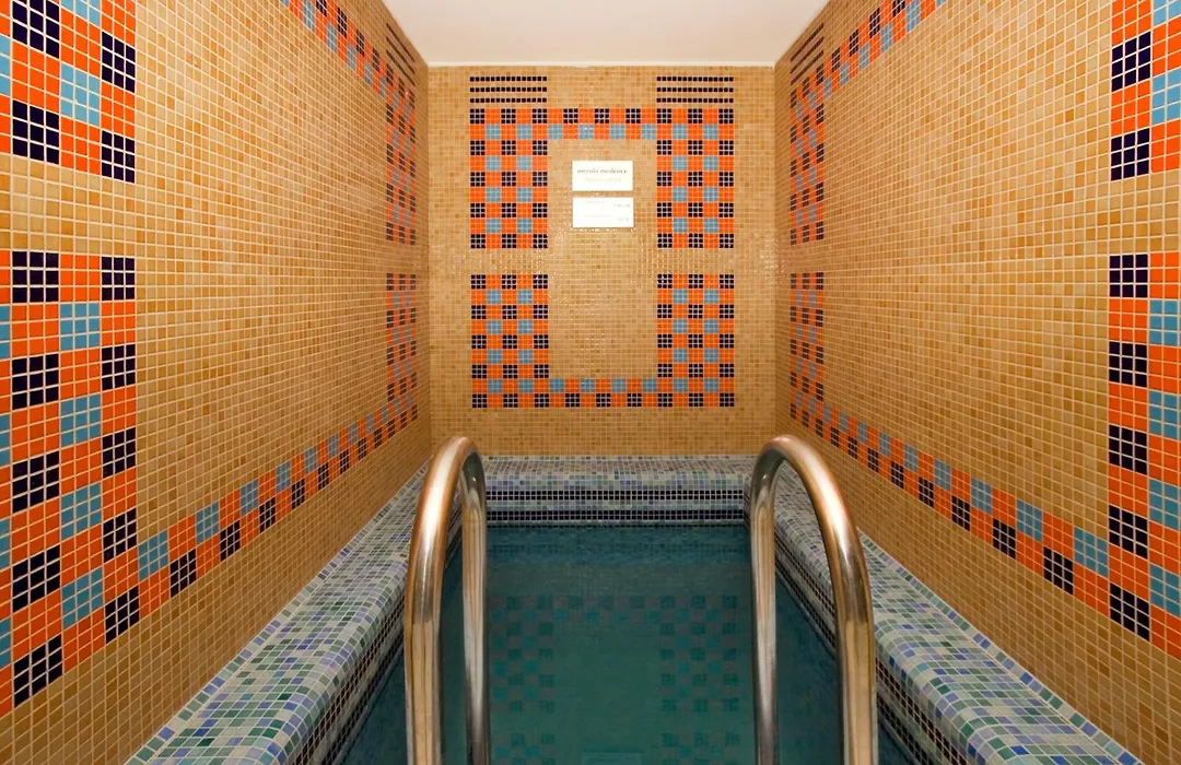 Rubin Wellness&Conference Hotel-1