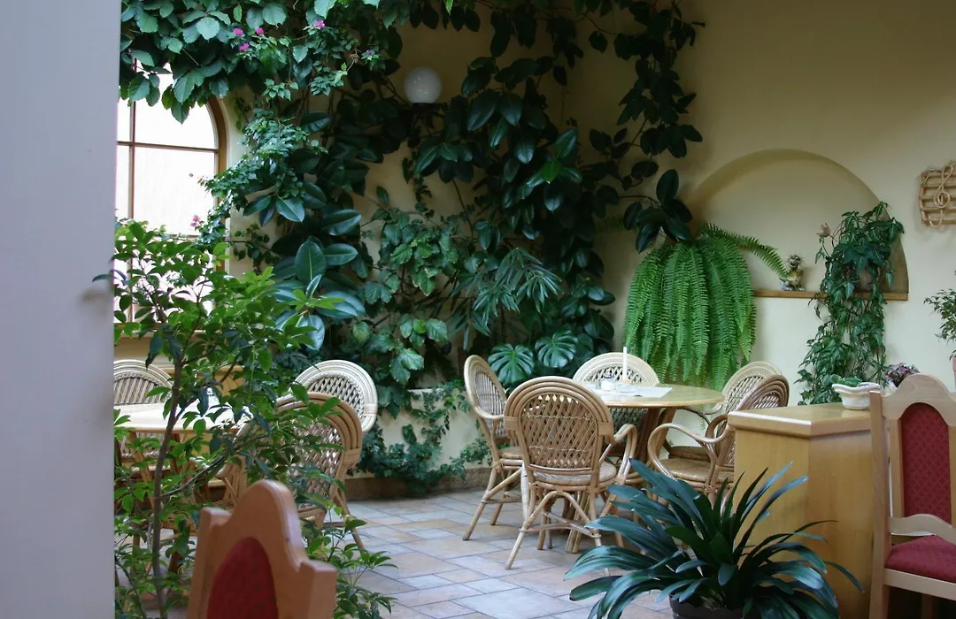 Hotel Barbarossa-1
