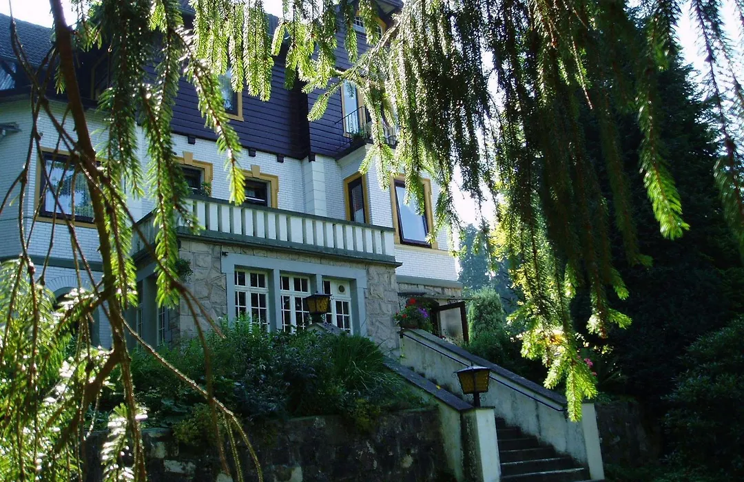 Ferienhotel Waldfrieden-1