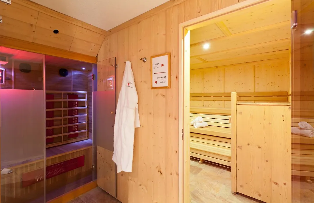 Hotel Montfort-1