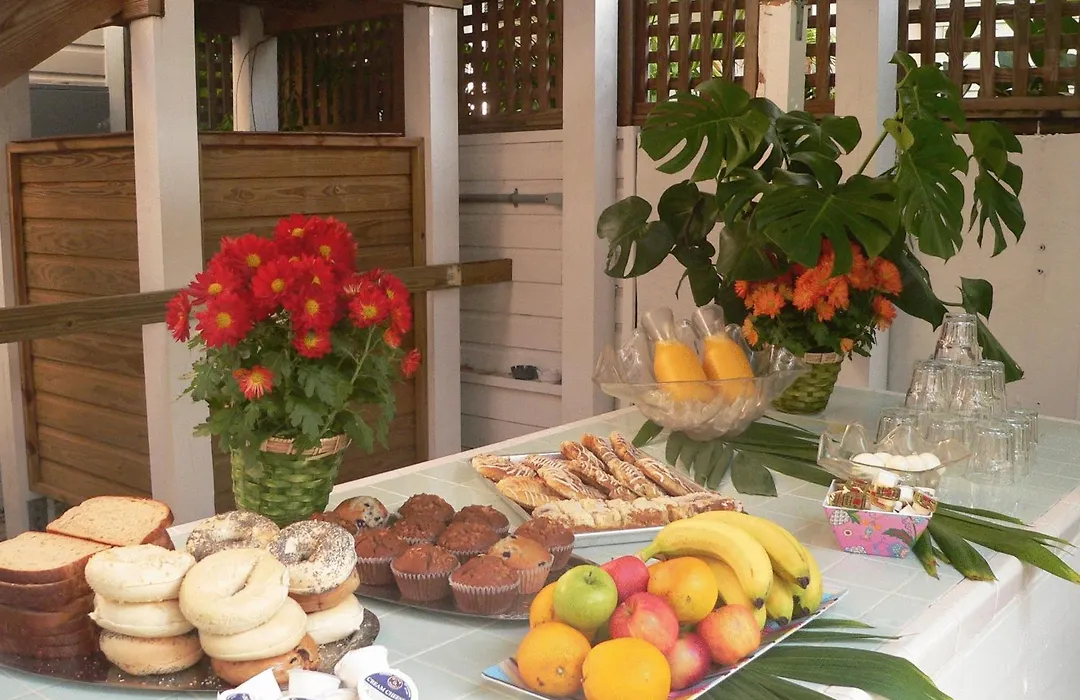 Wicker Guesthouse-1