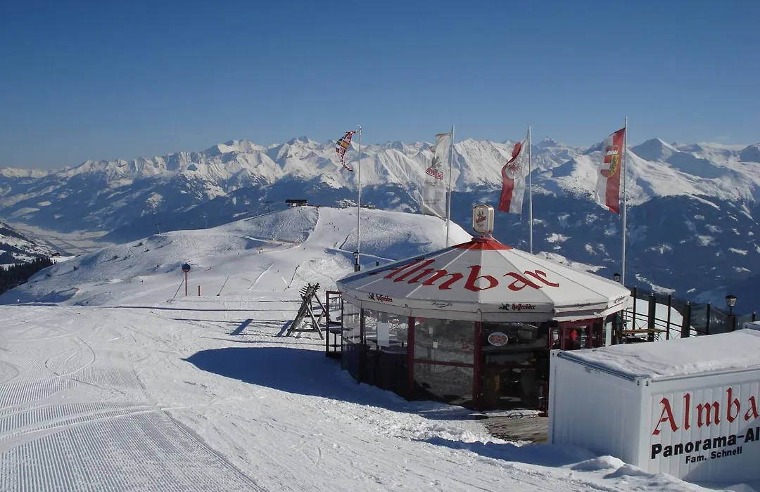 Golf & Ski Chalet-1