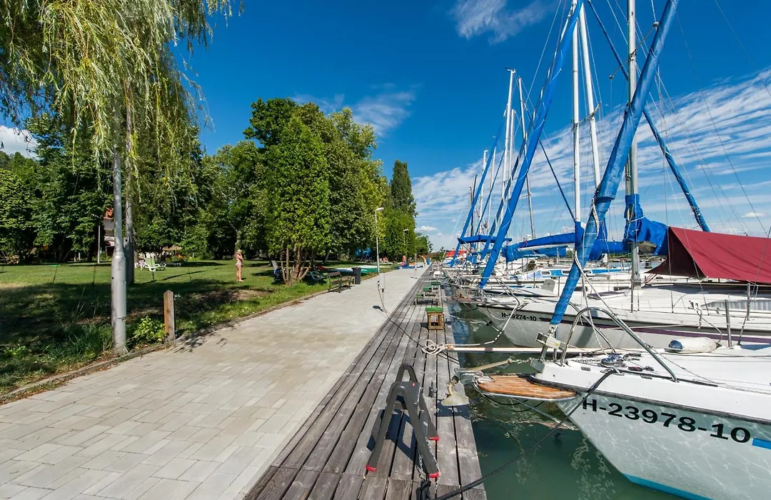 Tihany Yacht Club-1