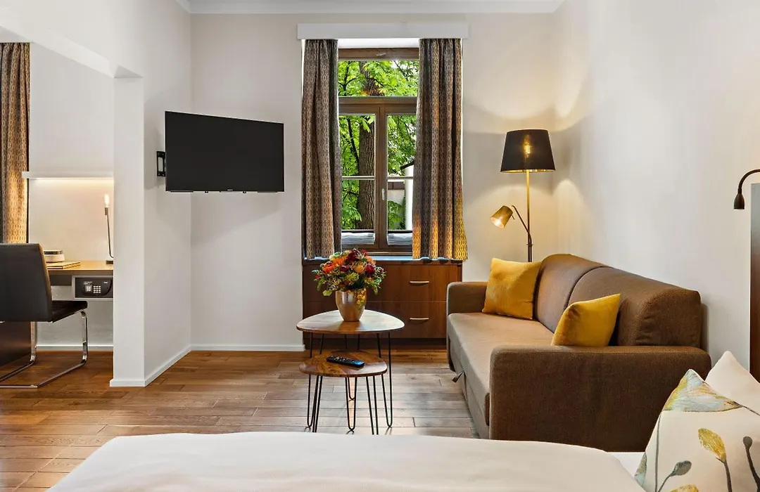 Hotel Deutsche Eiche-1