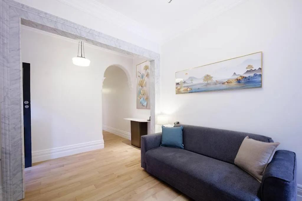 Cosy Federation Apartment Kirribilli 2 Bedroom #1-1