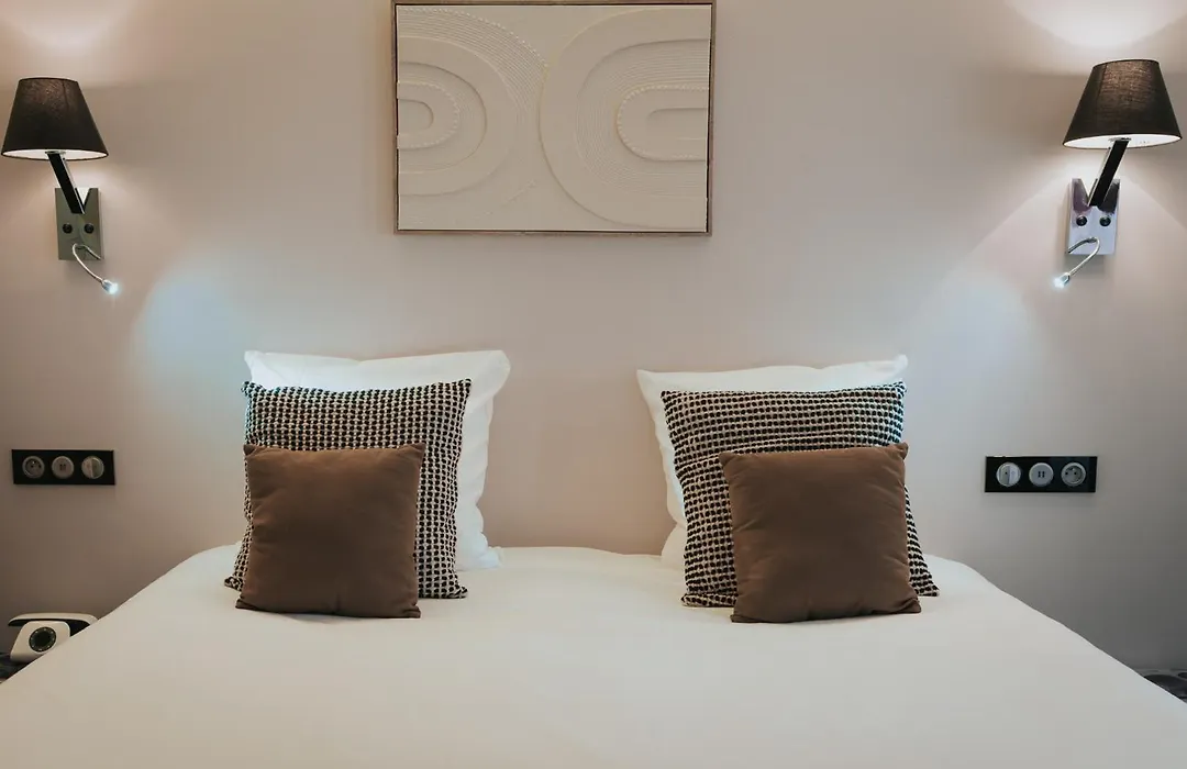 Hotel Henry II Beaune Centre-1