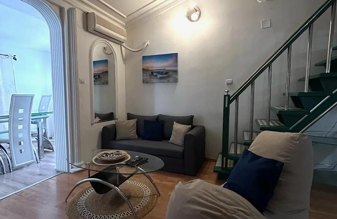 Green Apartment-1