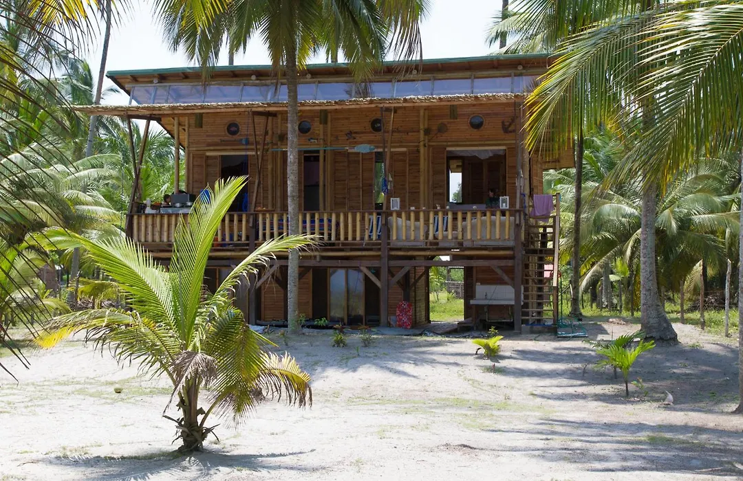 Casa Palmeras Isla Portete-1