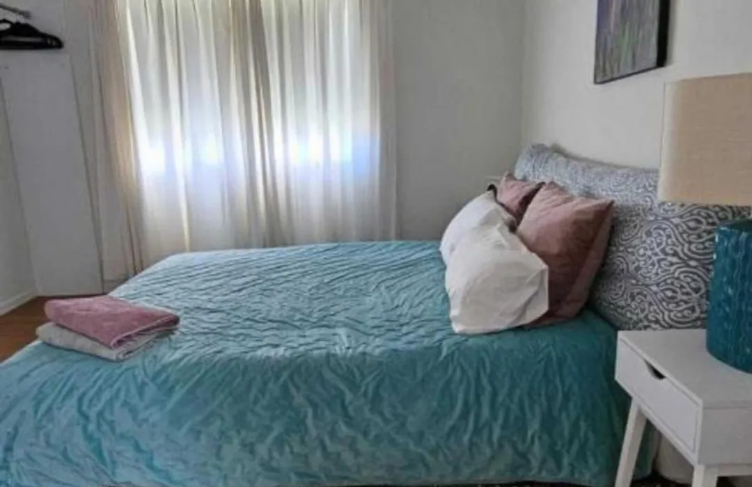 Westgate Three And One Small Room Bedrooms House-1
