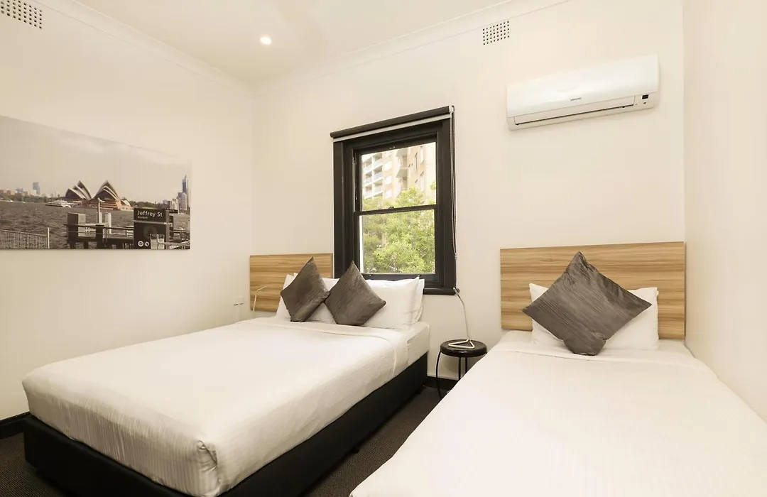 Glenferrie Lodge-1