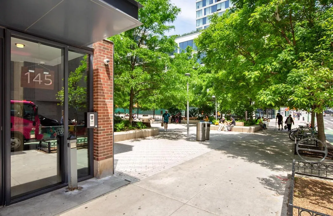Blueground Les Gym Laundry Nr Groceries Nyc-1495-1