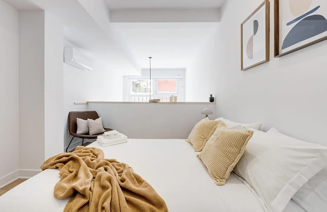 Le Mile End By M11 - Luxurious Two-Floor 1Bdr Loft-1