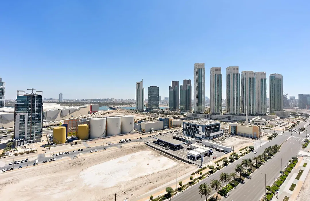Silkhaus Vacation Homes Modern 1BDR Near Reem Mall-1