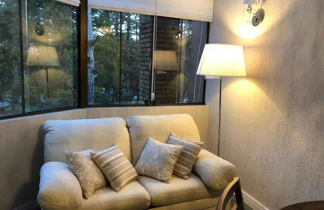 Apartamento Aconchegate No Centro De Gramado.-1