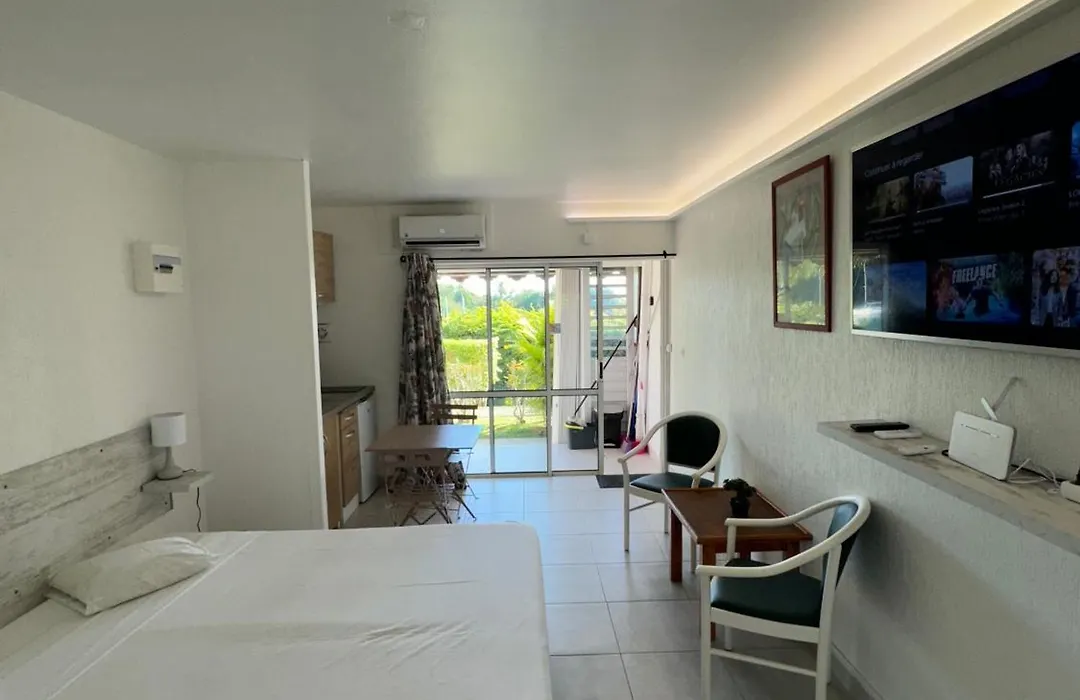 Appartement A La Marina Residence Hotel Village Soleil Le Gosier-1