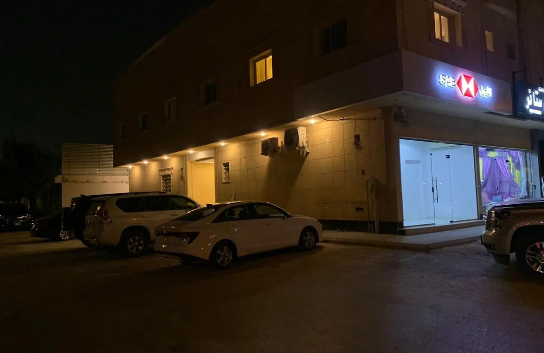 استديو فندقي وفخم بمدخل ذاتي-1