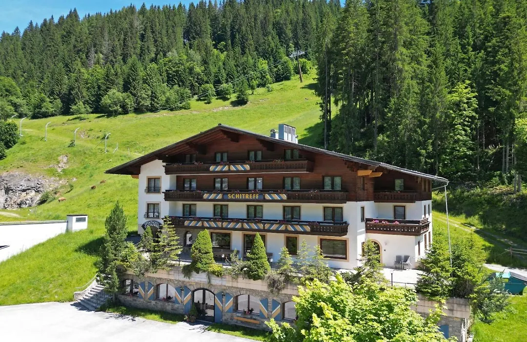 Sporthotel Flachauwinkl-1