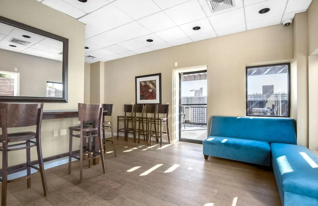 Upper West Side 2Br W Rooftop Gym Nr Park Nyc-1216-1