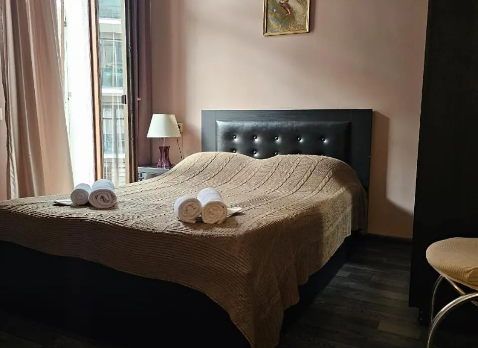 Comfy Nook Apartment-1