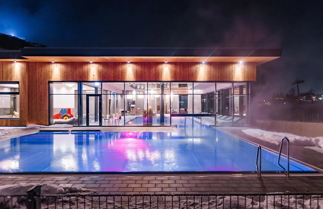 Bauernhof Hotel Oberschwarzach-1