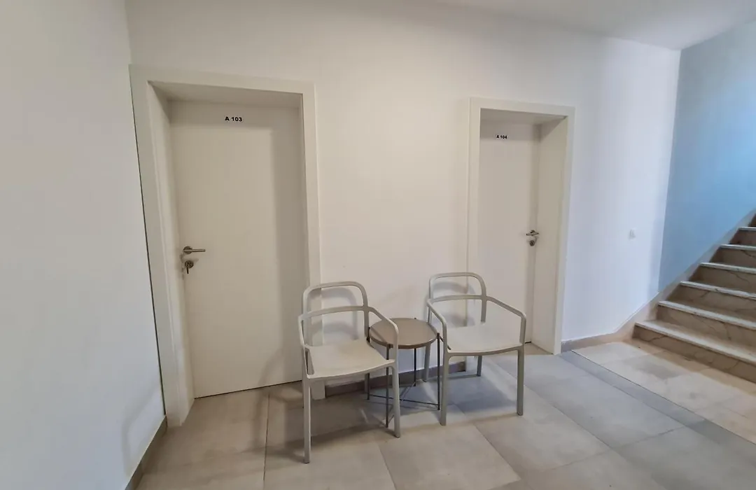 Subtub Hostel Makarska-1