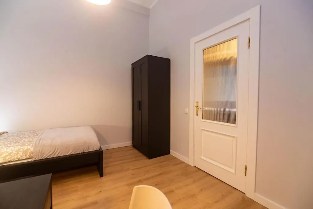 Cozy 2-Bedroom Oasis In Central Riga-1