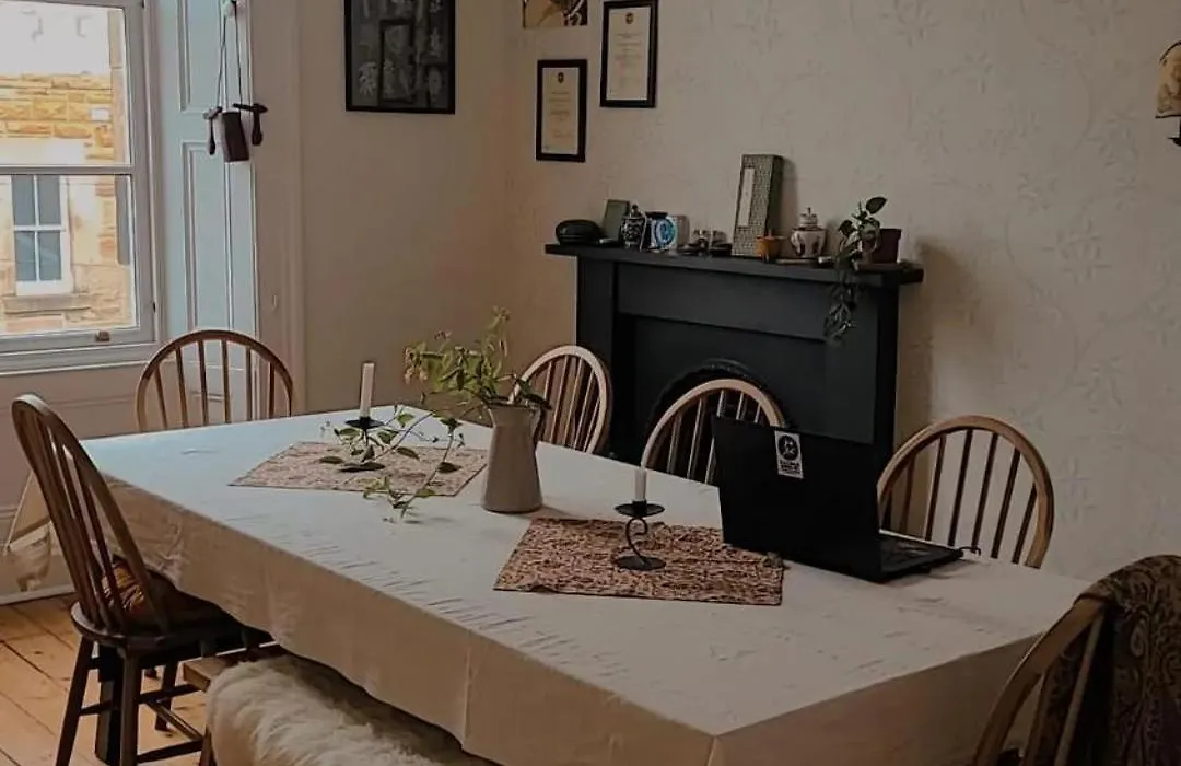 House Of Many Ways-1