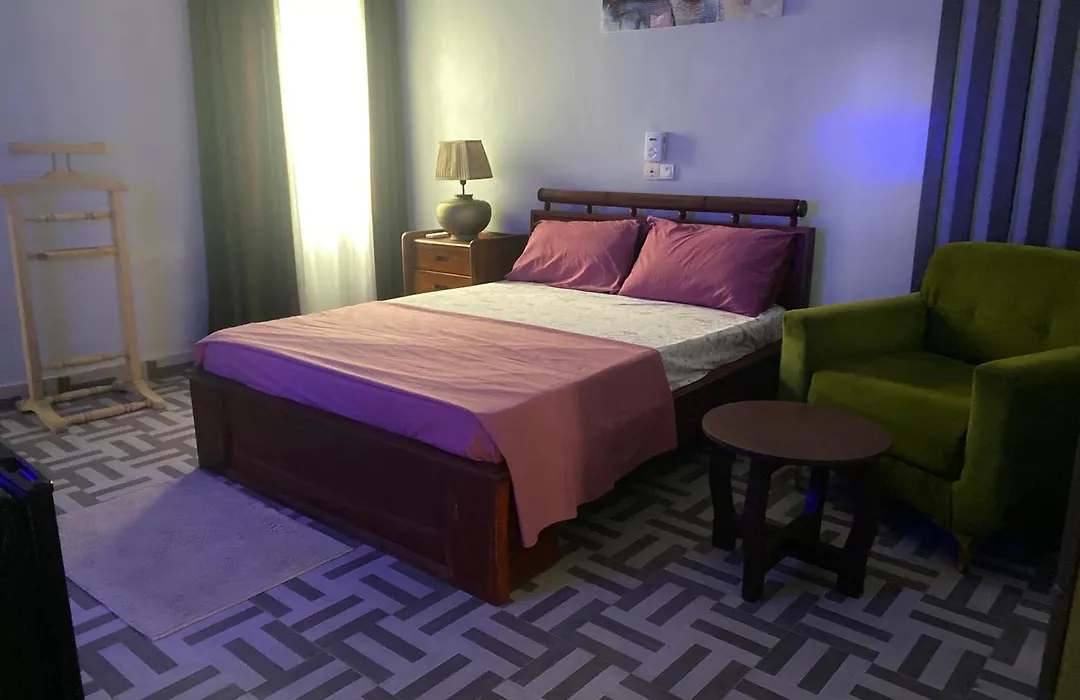 Le Petit Manoir-1
